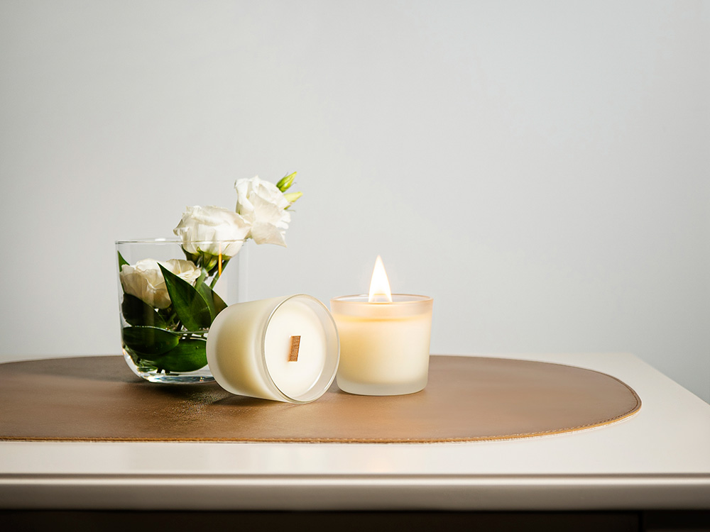 Набор для создания 2-х ароматических свечей: амбра и табак/маракуйя, сандал и пачули