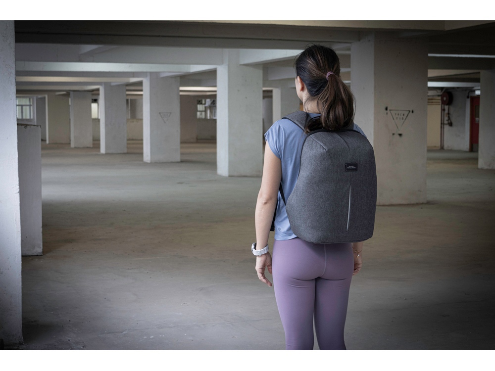 Водостойкий рюкзак с защитой от краж «Phantom Mini» для ноутбука 16"