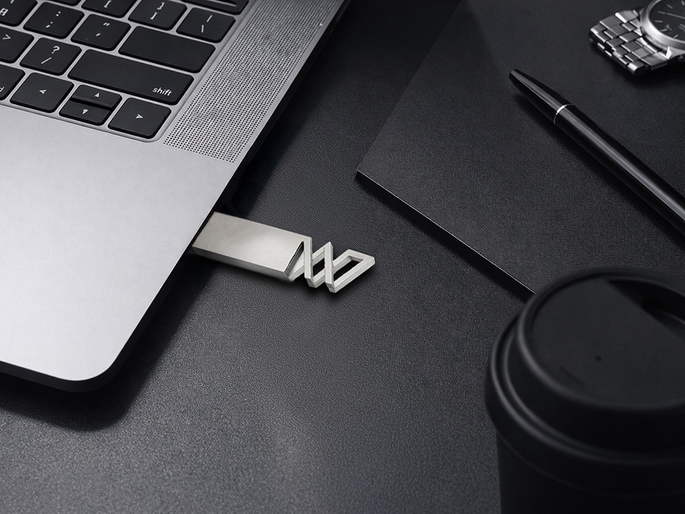 Флешка 32 ГБ USB 3.0 «Адорн»