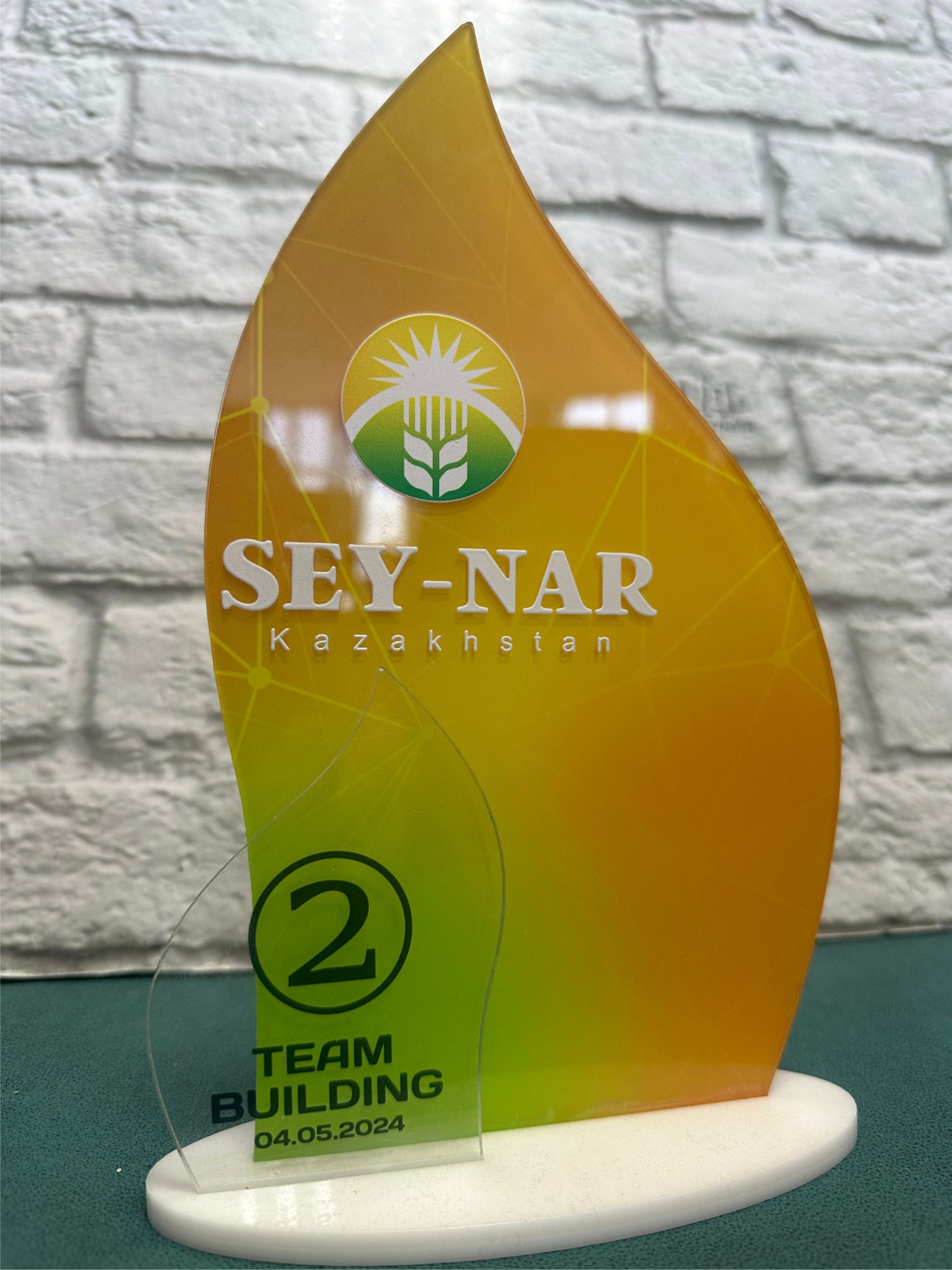 Акриловая статуэтка (под заказ)