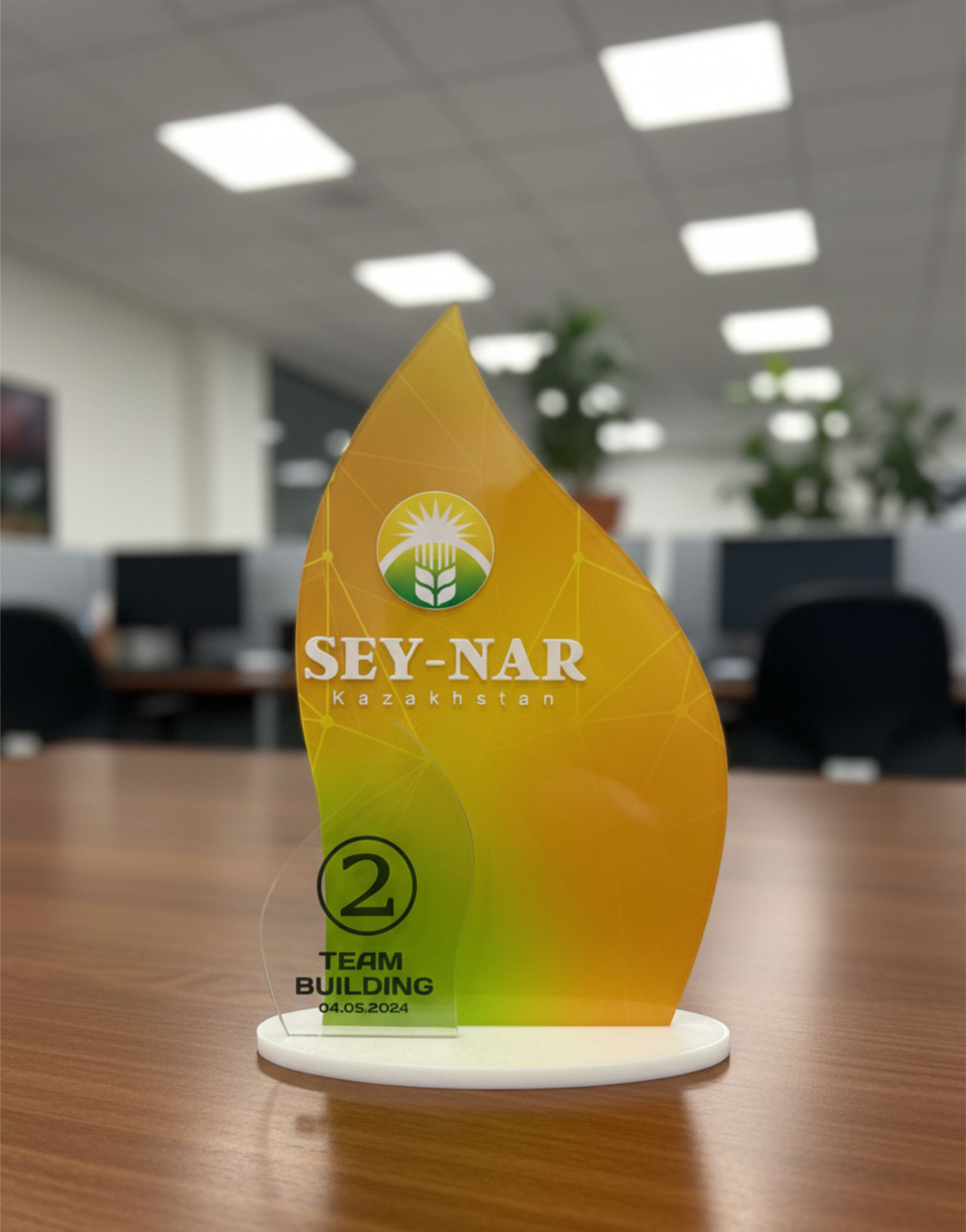 Акриловая статуэтка (под заказ)